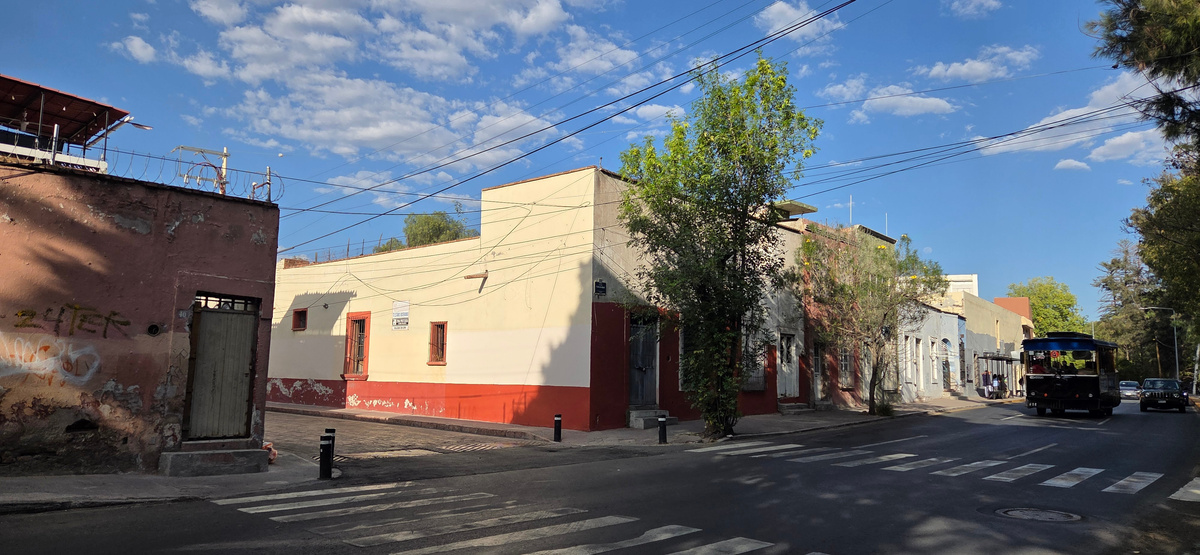 Fachada de Universidad Estación.